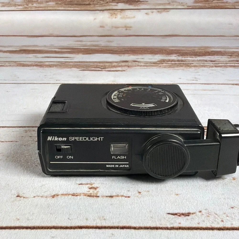 Nikon SB-10 Speedlight Flash Vintage Shoe Mount Tested Working